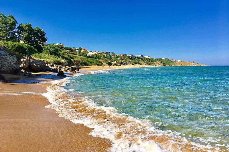 Strand