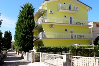 Ferienwohnung mit Klimaanlage und Balkon