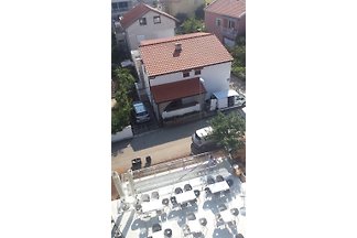 Ferienwohnung mit Balkon und Klimaanlage