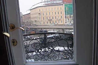 Ferienzimmer / Szabadság szobákat kínál mindö