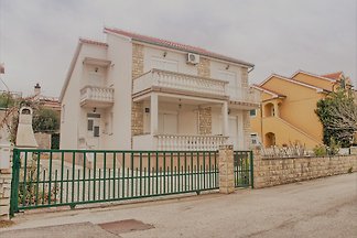 Ferienwohnung mit Balkon und Meerblick