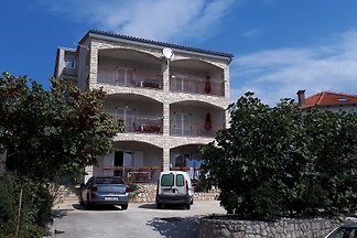 Ferienwohnung mit Balkon und Meerblick
