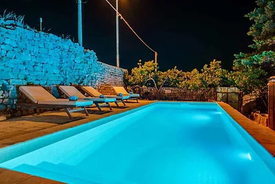 Villa mit Klimaanlage und Pool