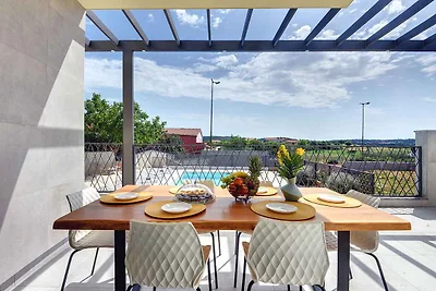 Ferienhaus mit Pool