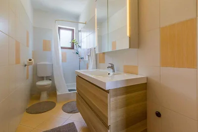 Ferienwohnung mit Terrasse und Meerblick