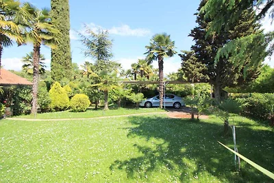 Bungalow mit schönem Garten und Klimaanlage