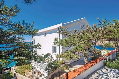 Ferienwohnung mit Terrasse in Meernähe