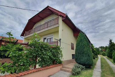 Ferienwohnung in ruhiger Lage mit Pool und