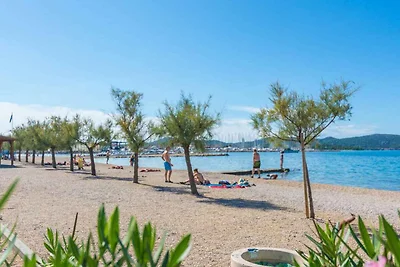 Ferienwohnung mit Klimaanlage und Balkon