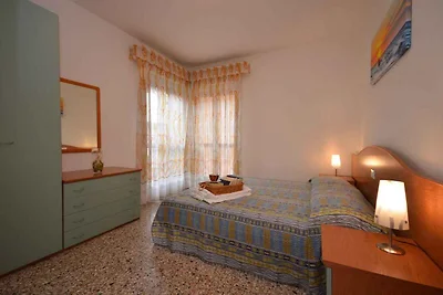 Ferienwohnung mit Klimaanlage und Balkon