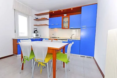 Ferienwohnung mit Balkon, Klimaanlage und