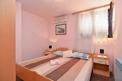 Ferienwohnung mit Klimaanlage und Terrasse