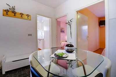 Komfortable Ferienwohnung Oleander in Mali Lo