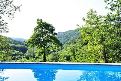 Ferienhaus am Waldrand und sehr ruhig