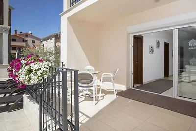 Ferienwohnung mit Klimaanlage, mit Aussenpool