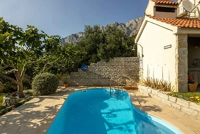 Villa mit Klimaanlage und Pool