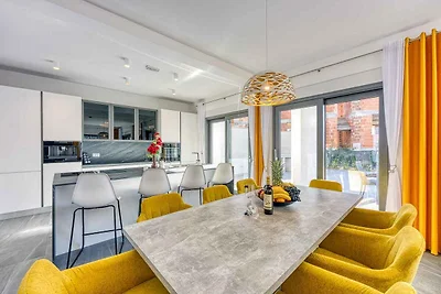 Villa mit Aussenpool