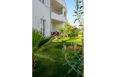 Appartamento Vacanza con famiglia Okrug Gornji