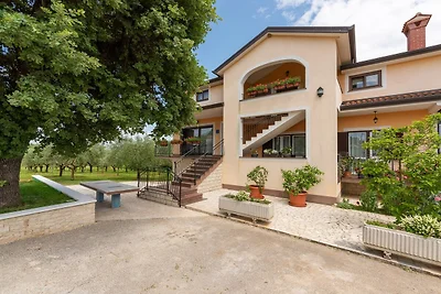 Geräumiges Apartment mit zwei Schlafzimmern, 