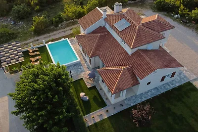 Ferienhaus mit Klimaanlage und Aussenpool