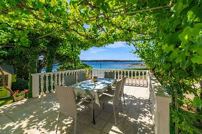 Ferienwohnung mit Klimaanlage, Balkon und Mee
