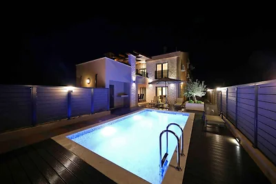 Modernes Ferienhaus Bronzzatta mit Privatpool