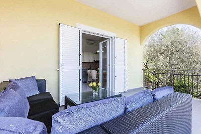 Ferienhaus mit Poolnutzung, Terrasse und