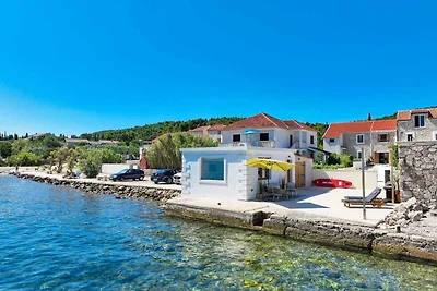 Komfortables Ferienapartment mit Meerblick in