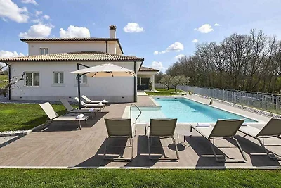 Villa mit Privatpool