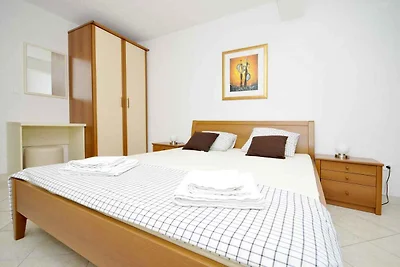 Appartamento Vacanza con famiglia Okrug Gornji