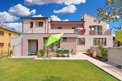 Ferienwohnung mit Klimaanlage und Terrasse
