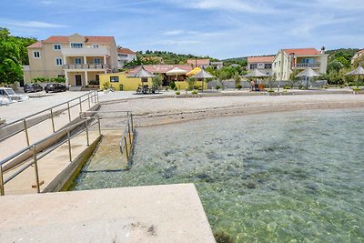 Ferienwohnung mit Balkon und Grill