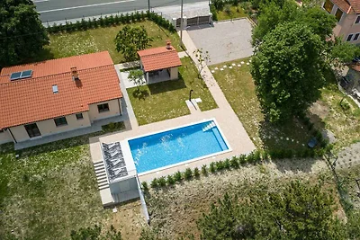 Vakantiehuis Ontspannende vakantie Lupoglav