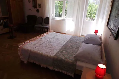 Ferienwohnung mit Balkon und Grillmöglichkeit