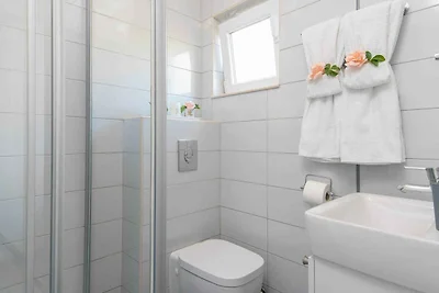 Ferienwohnung mit Balkon und Grill