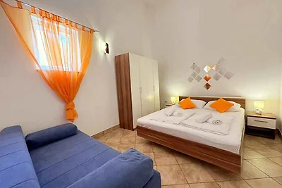 Ferienwohnung mit Terrasse und Klimaanlage