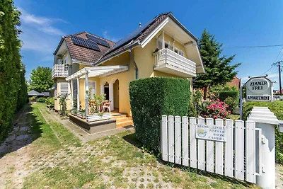 Ferienhaus mit Swimmingpool und Klimanlage