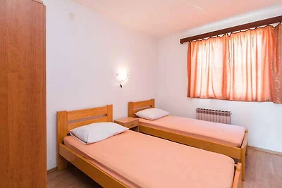 Ferienwohnung mit Balkon und Klimaanlage