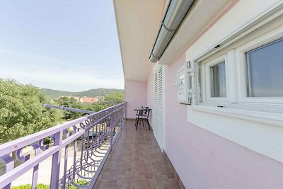 Ferienwohnung mit Klimaanlage und Balkon in