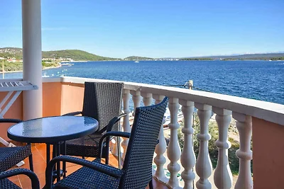 Apartament Dla rodzin Pašman, Tkon