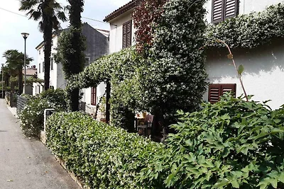 Studio mit Klimaanlage und Terrasse
