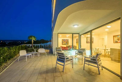 Ferienwohnung mit Pool für 6 Personen