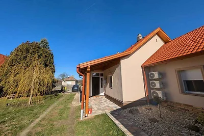 Ferienhaus mit WLAN und Klimaanlage