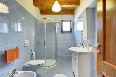 Ferienwohnung mit privater Terrasse und Garte