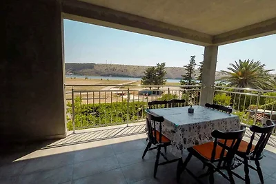 Appartamento Vacanza con famiglia Lopar