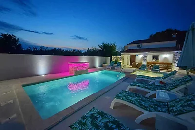 Villa mit Pool