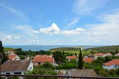 Ferienwohnung mit Balkon und Meerblick