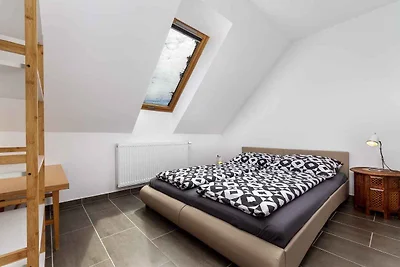 Ferienhaus nah am Plattensee, mit moderner Au