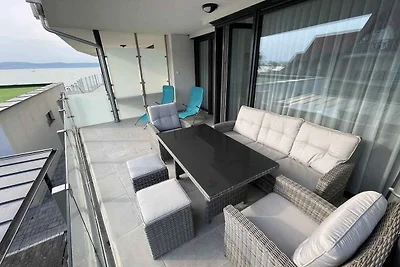 Ferienwohnung mit eigenem Strand, WLAN und