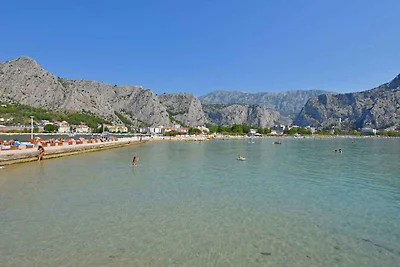 Charmante Ferienwohnung Petea in Omiš mit Bli